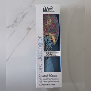 NIB Wet Brush Pro Detangler Limited Edition Floral Safari
